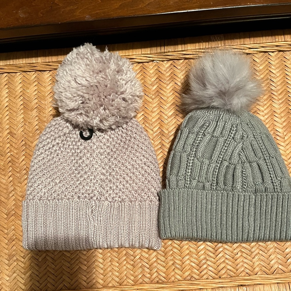Calvin Klein women’s beanie with Pom